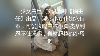 体育学校内部员工偷拍多位漂亮学妹换衣服和嘘嘘2 (2)