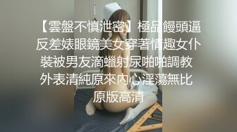 2024年推特摄影大神【一枫叶子】山上来了裸体美女，大爷震惊了，模特们下乡送福利来了，美景佳人屌爆了