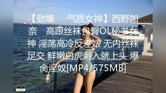 高颜值苗条美少妇【黑大屌干姐姐】69倒立口交骑乘猛操，后入抱起来干很是诱惑喜欢不要错过