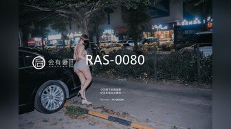 【酒店偷拍小情侣】女仆装极品小女友，睡醒玩了一下午超会，蜜桃臀美腿，振动棒充好电插穴