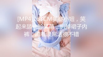 3K原始版全景厕拍-黑丝黑高跟黑制服丸子头女神,擦B的时候发现摄像头,一直偷偷笑