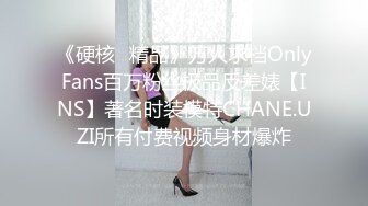 哺乳期少妇老公出差上了公公的床，全程露脸把奶水挤鸡巴上口交，让大哥舔逼喂奶喷了一脸奶水，上位爆草口爆